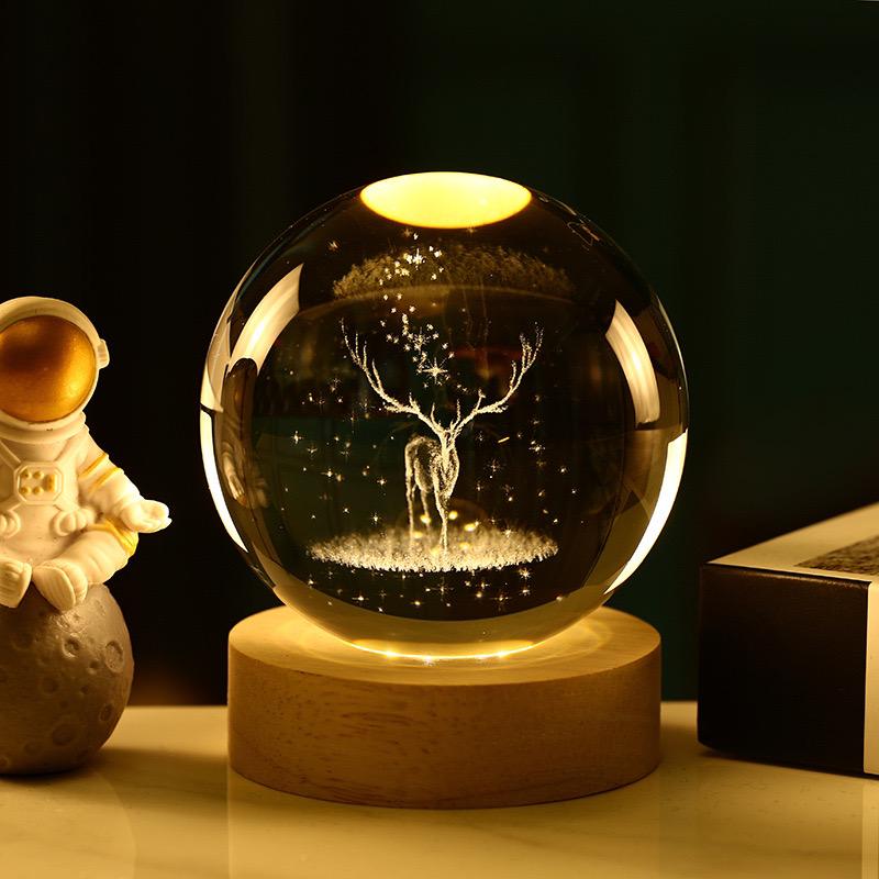 خرید هدیه زیبا / چراغ خواب گوی کریستالی مدل گوزن