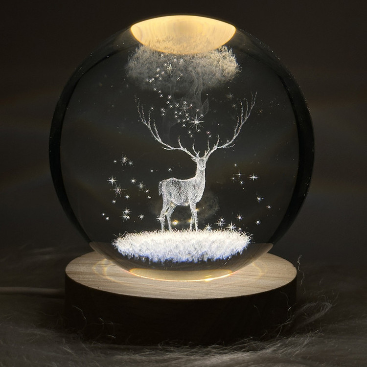 خرید گوی کریستالی مدل گوزن