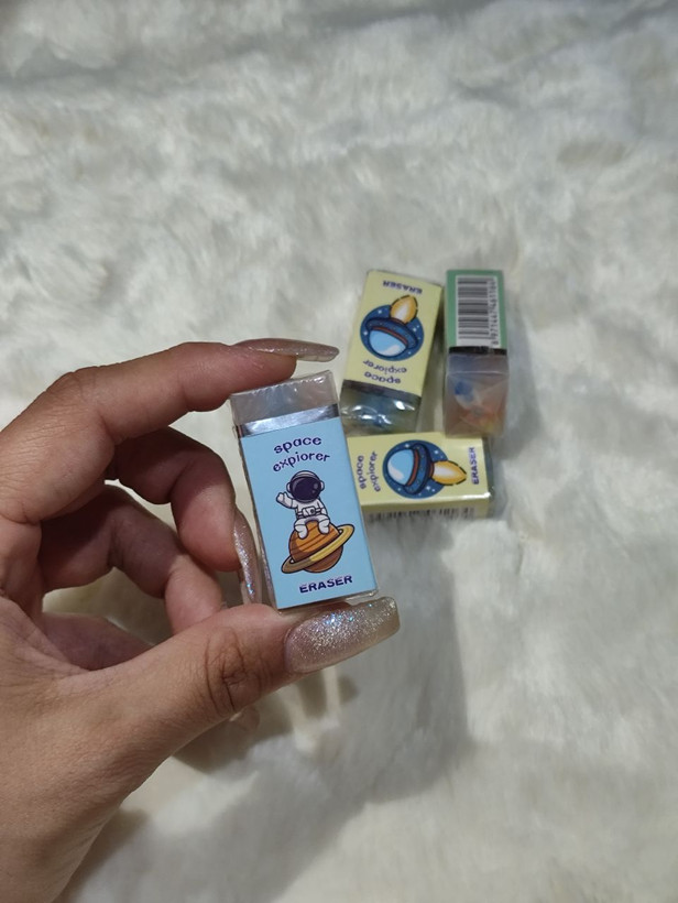 پاک کن فضانورد