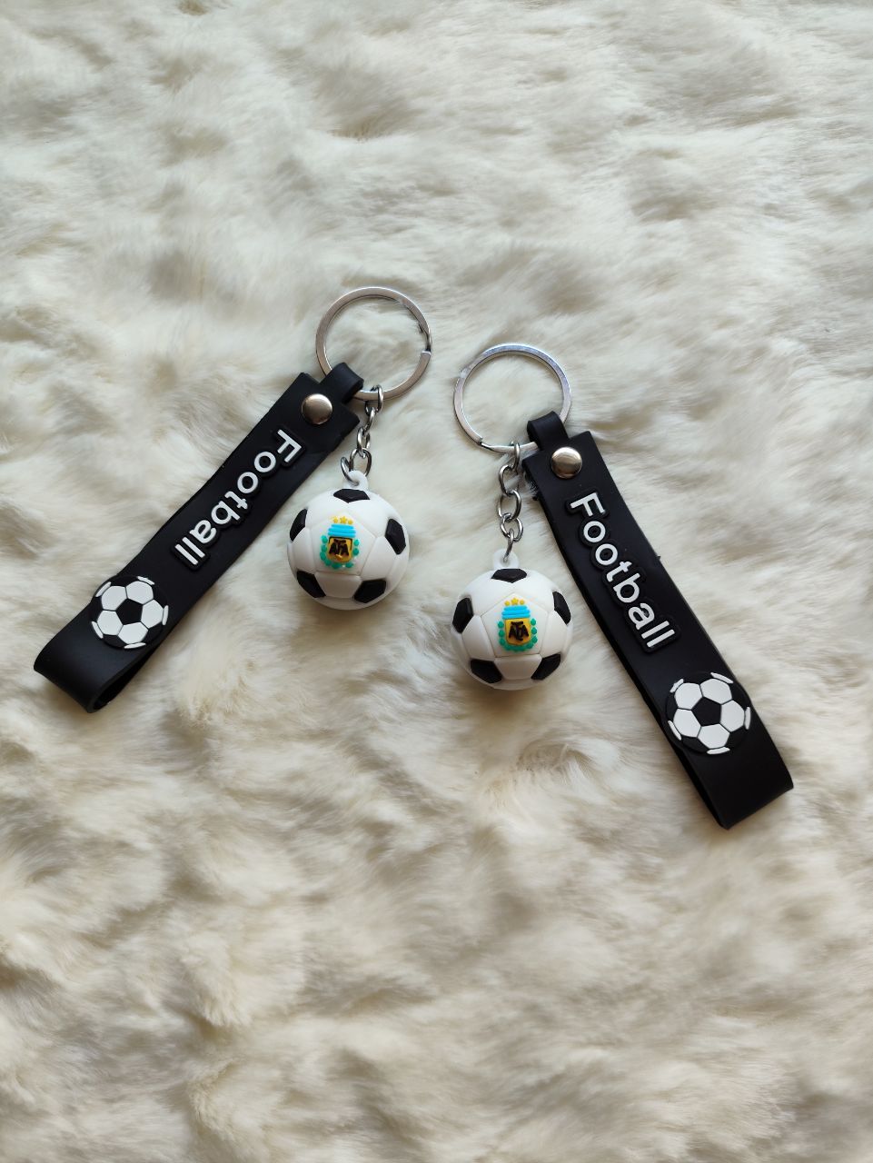 خرید جاکلیدی و آویز کیف و کوله مدل توپ فوتبال تیم آرژانتین
