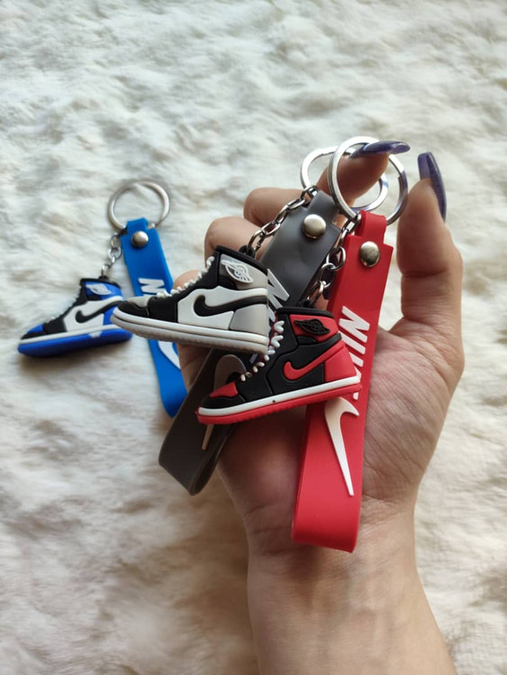 جاسوییچی سیلیکونی طرح کتونی نایک