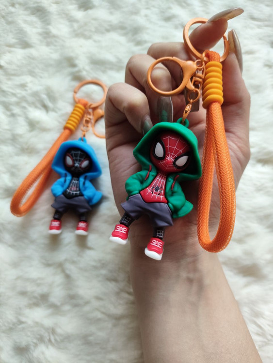 جاکلیدی و آویز سیلیکونی طرح مرد عنکبوتی (اسپایدرمن)