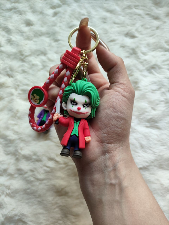 خرید جاکلیدی و آویزی سیلیکونی طرح جوکر کوچولو