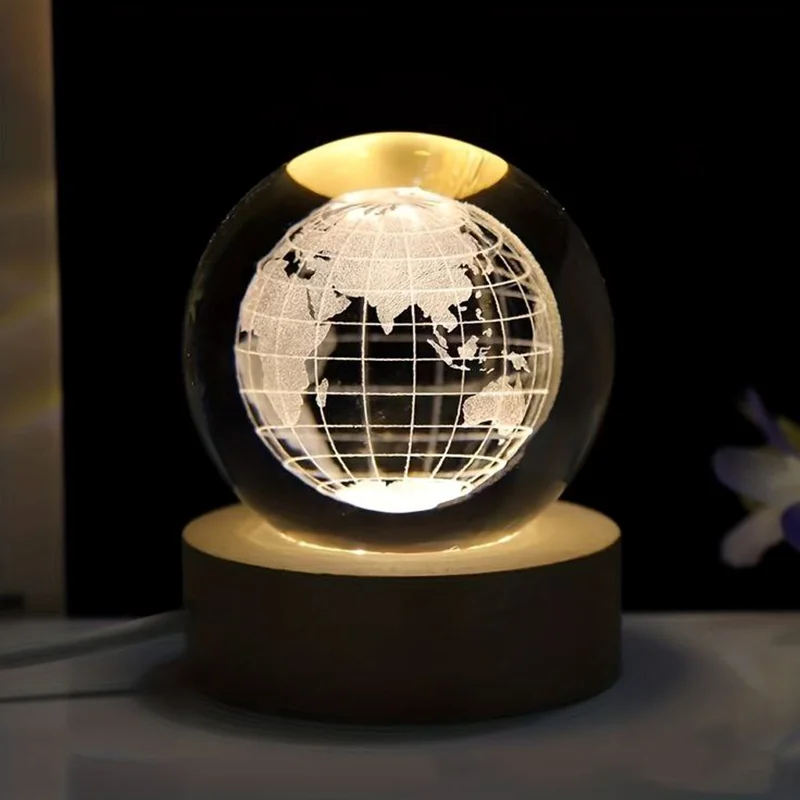 چراغ خواب گوی کریستالی طرح کره زمین – قطر ۸ سانتی‌متر
