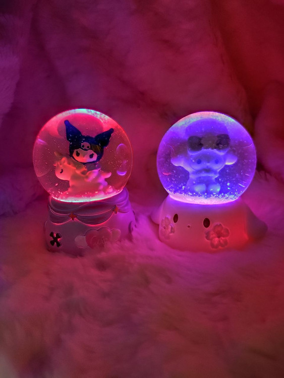 گوی کریستالی دونه برفی چراغدار دخترانه و پسرانه کادویی ( کادوئی) زیبا و جذاب