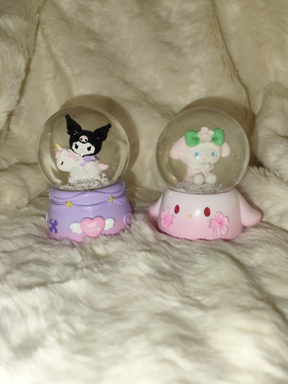 گوی کریستالی کوچک دونه برف دار رنگی مناسب هدیه و کادو ولنتاین و..