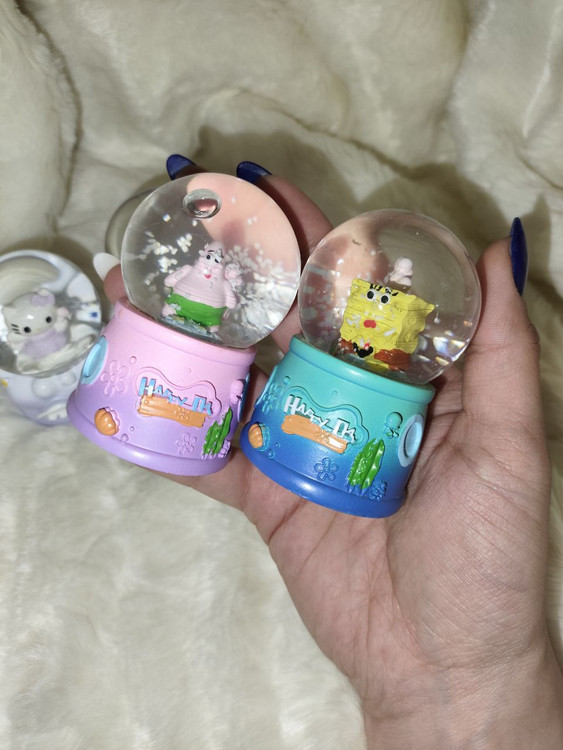 گوی کادویی دونه برفی چراغدار چند رنگ