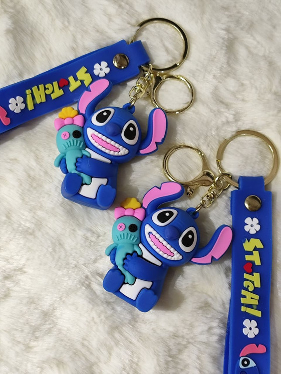 جاکلیدی و آویزی سیلیکونی وارداتی و اورجینال مدل استیچ با عروسکش