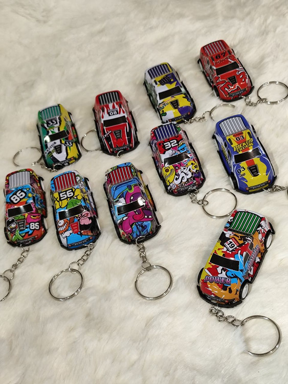 هدیه مناسب برای کسی که عشق ماشین و موتور دارد