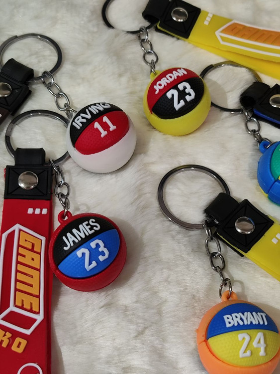 خرید جاکلیدی و آویز کیف و کوله مدل توپ بسکتبال تیم های خارجی