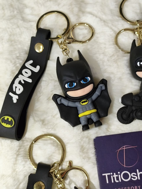 خرید اکسسوری ها و تم بتمن