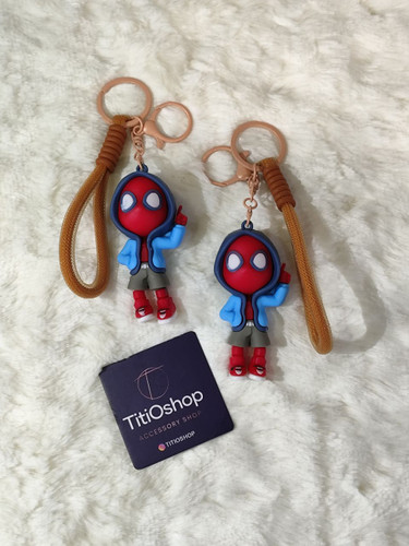 خرید جاکلیدی و آویز سیلیکونی مدل مرد عنکبوتی