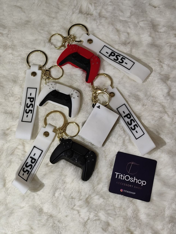 خرید جاکلید و آویز سیلیکونی وارداتی مدل پلی استیشن 5