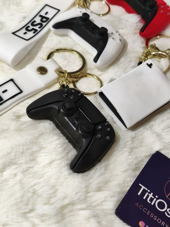 فیگور کوچک وارداتی سیلیکونی مدل PS5