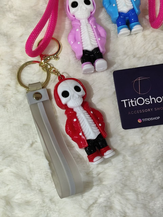 خرید جاکلیدی و آویز سیلیکونی اورجینال مدل اسکلت