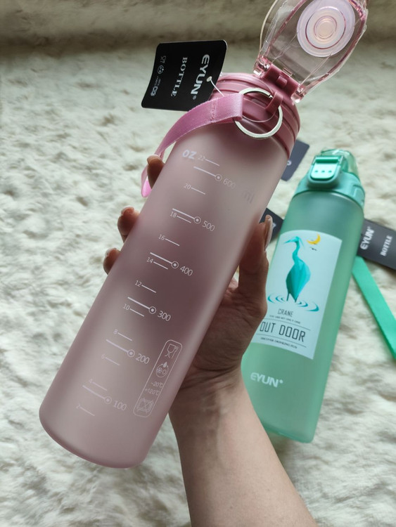 قمقمه ورزشی وارداتی eyun رنگ سبز