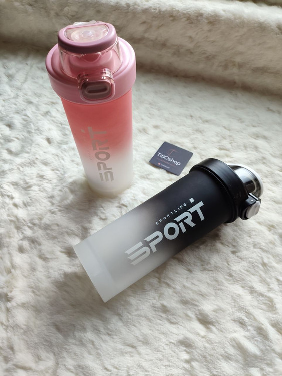 قمقمه ورزشی باکیفیت eyun - جزئیات محصول